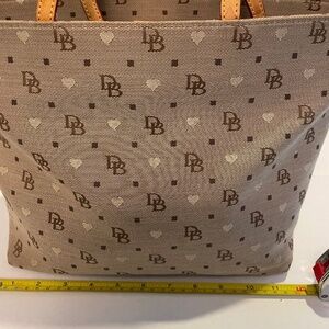 Tan Dooney and Bourke handbag with leather straps